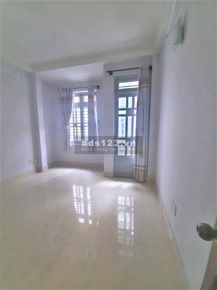Bán nhà 4tầng 57m2, hẻm thông, Nguyễn Tri Phương Q10_8ti25