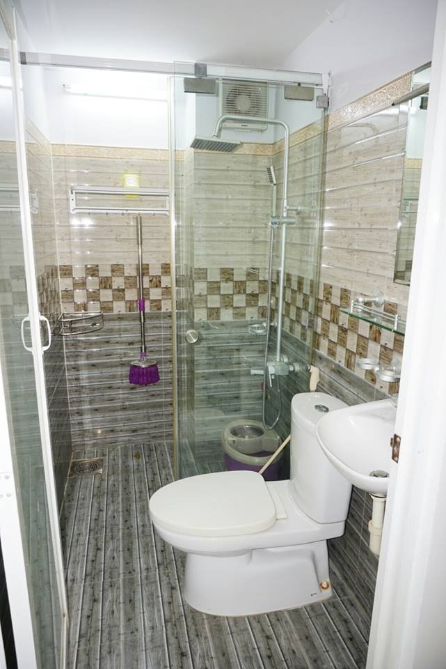 Bán gấp nhà mặt tiền Lũy Bán Bích 4x20m xây 2 tầng kiên cố. Giá chỉ 9.3 tỷ TL
