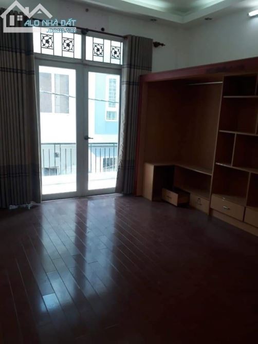 Bán gấp nhà Xe Hơi Đỗ Cửa,Trần Xuân Soạn,Tân Hưng,quận 7,giá chỉ 4,8 tỷ thương lượng.