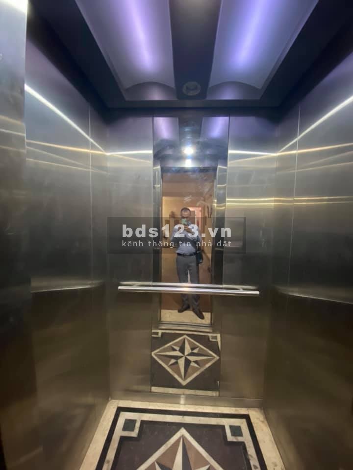 Bán nhà mặt phố Lê Thanh Nghị,75m2 x 6 Tầng x MT 6.3m, Sát mặt phố Giải Phóng, thang máy