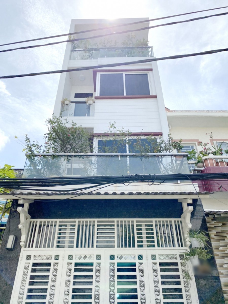 Nhà 3 lầu, ST, 5PN, hẻm xe hơi đường Dương Bá Trạc P2 Q8
