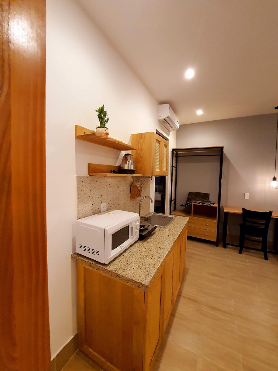 Bán KS 4 tầng có thang máy, kiệt 06 Chế Lan Viên, Mỹ An, Ngũ Hành Sơn, Đà Nẵng 179m2 ngang 7m, 13 phòng căn hộ