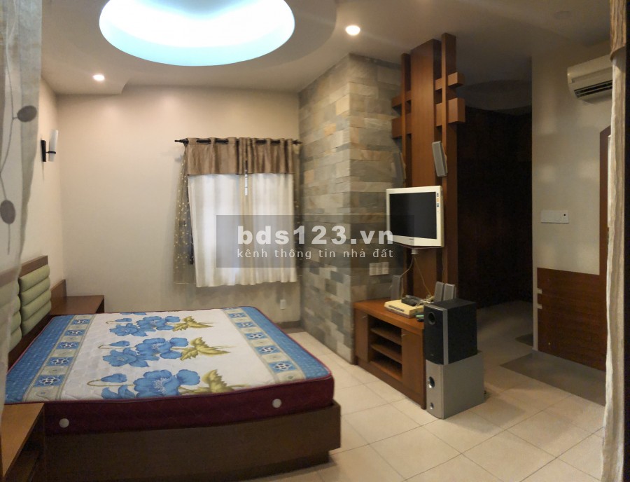 Nhà Biệt Thự Bình Lợi 7x17 Trệt 3Lầu-ST Giá 35Tr/th