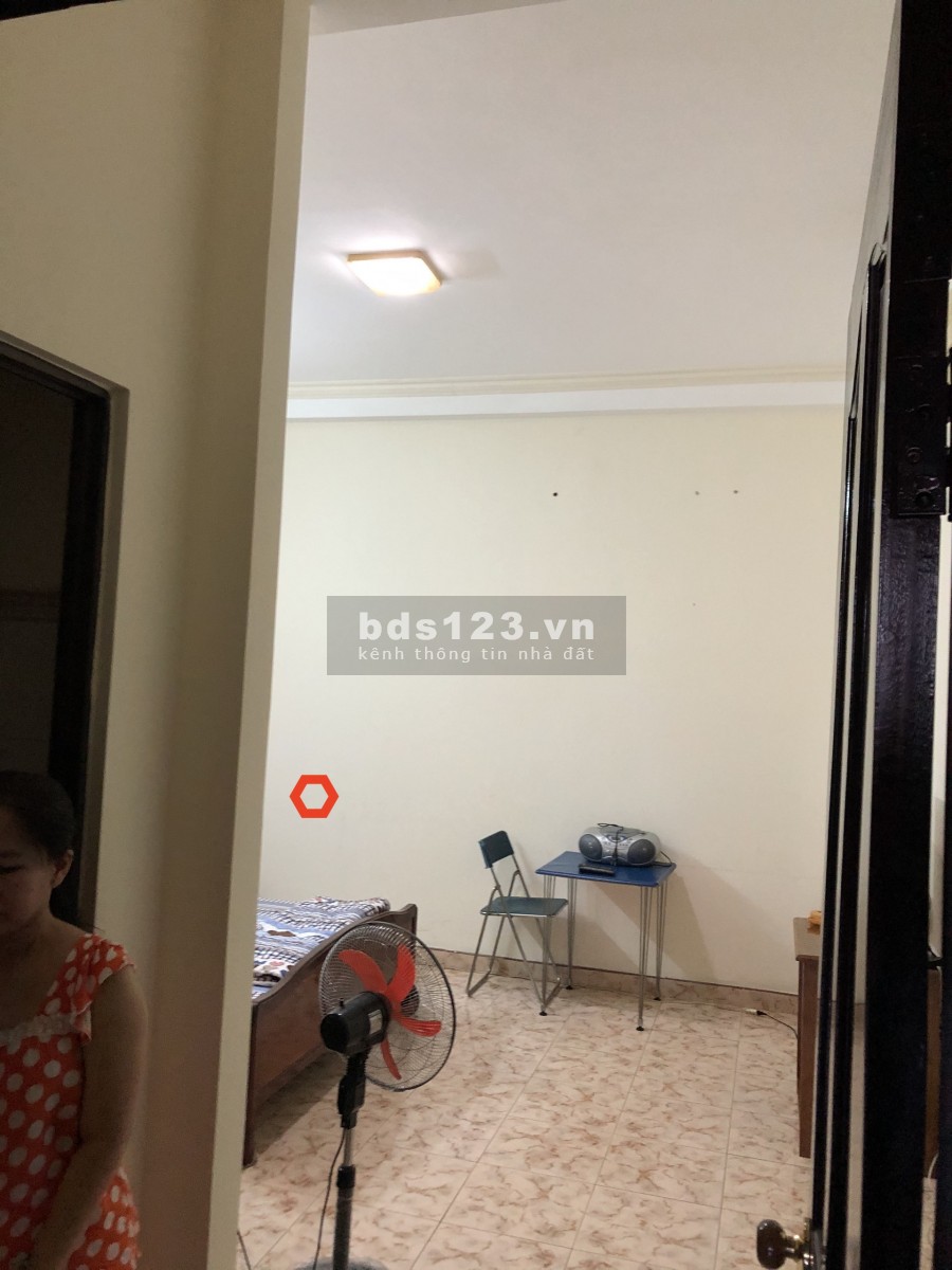HXT Bạch Đằng 4.5x20m, trệt, 3 lầu, 5 phòng, 4 wc. Chỉ 25tr