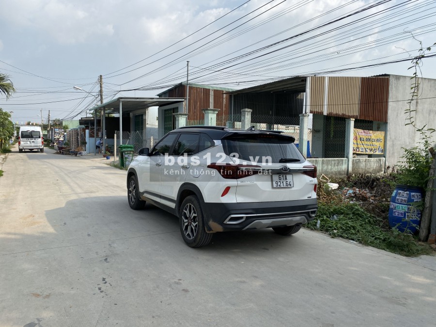 Chủ gửi bán lô đất phường Hội Nghĩa, tx Tân Uyên, 1,4 tỷ, dt 262m2, LH 0977205357