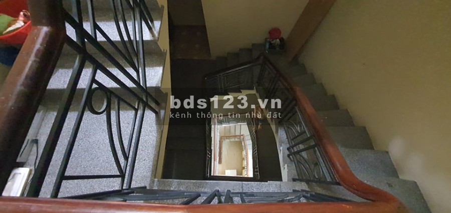 Bán nhà đường Võ Thị Sáu Phường Tân Định Quận 1, 106m2 5 tầng.