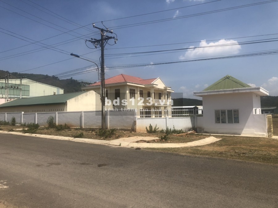 Cần bán đất Khu công nghiệp Phú Hội đặt tại xã Phú Hội, huyện Đức Trọng.