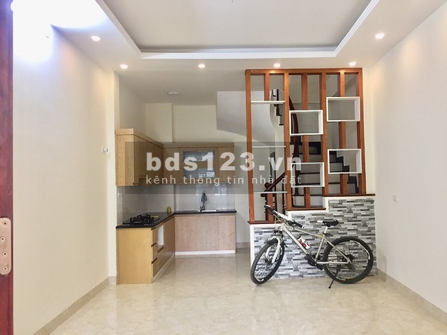 Bán nhà đường Nguyễn Tri Phương, P 5, Q 10, HXT 8m,giảm 1tỷ1 còn 6 tỷ 2. LH: 0972010495