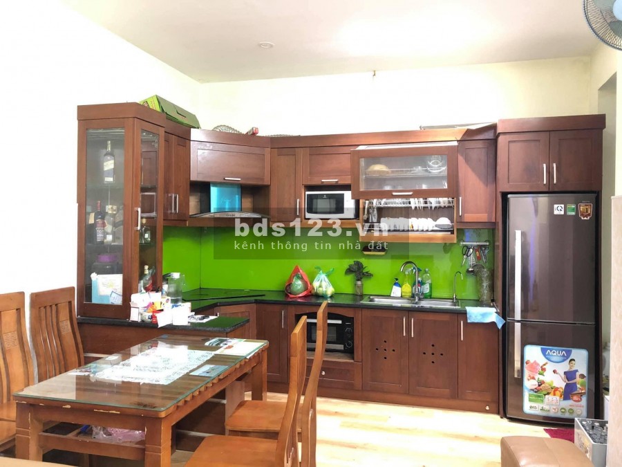 Nhà mới đẹp, siêu hiếm bay ngay, cạnh Ngã Tư sở, Sổ vuông đẹp 50M2 , Ô tô, tặng nội thất, giá chỉ 3.45 tỉ