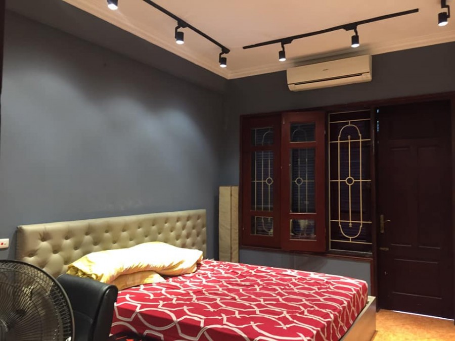 Bán Nhà Kinh Doanh Duy Tân 100m2 2 mặt thoáng Ôtô Đỗ Ngày Đêm 24 tỷ