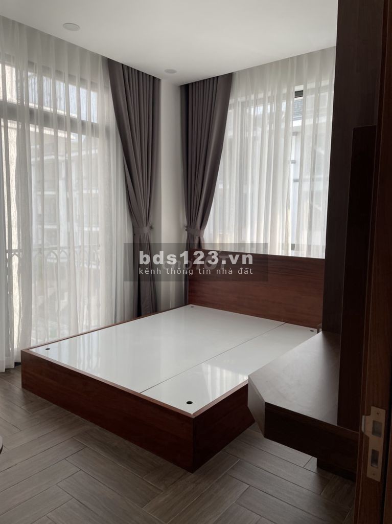 Cho Thuê căn hộ 2pn full nội thất siêu xinh trong Vạn Phúc