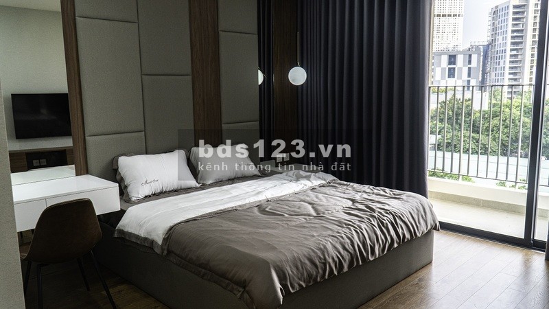 Cần bán căn hộ diện tích sử dụng 80m2, The Park Home cạnh công viên Cầu Giấy sổ sẵn