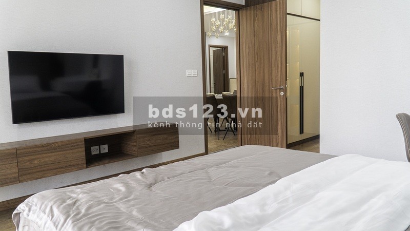 Cần bán căn hộ diện tích sử dụng 80m2, The Park Home cạnh công viên Cầu Giấy sổ sẵn