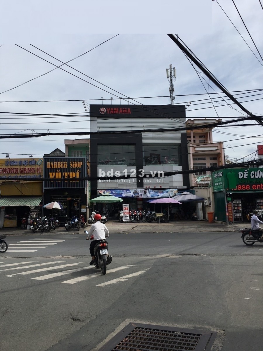 Mặt Tiền Đường Cửu Long dt 8 x 14 Gần sân bay, công viên