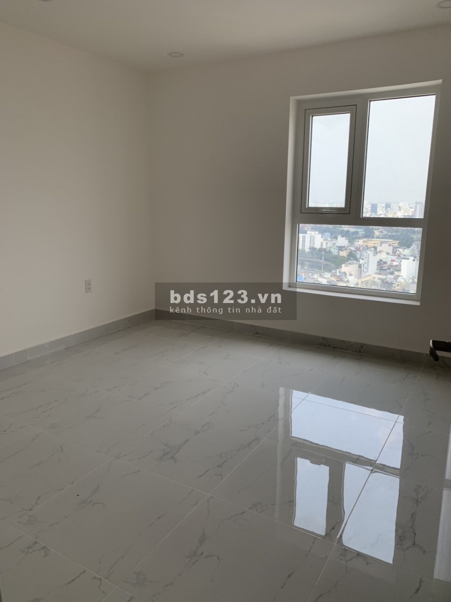 Bán căn hộ Terra Royal 2 phòng ngủ giá tốt nhất thị trường #4.6 Tỷ nhận nhà ngay Tel 0942.811.343 Tony (Zalo/phone) đi xem ngay