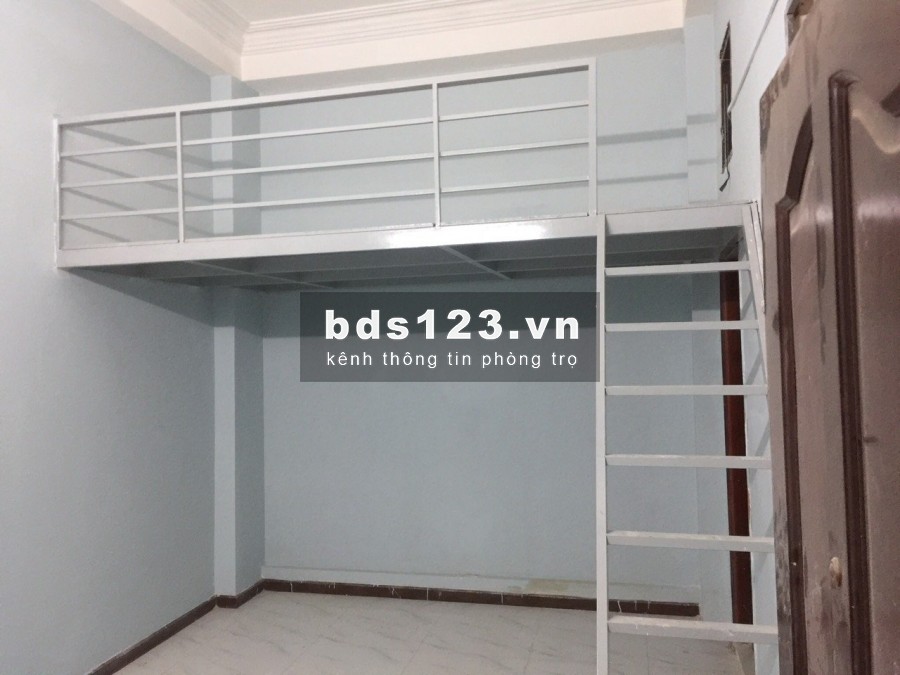 Cho thuê phòng có gác, Giờ tự do Tô Hiến Thành Q10. Gía: 3tr6