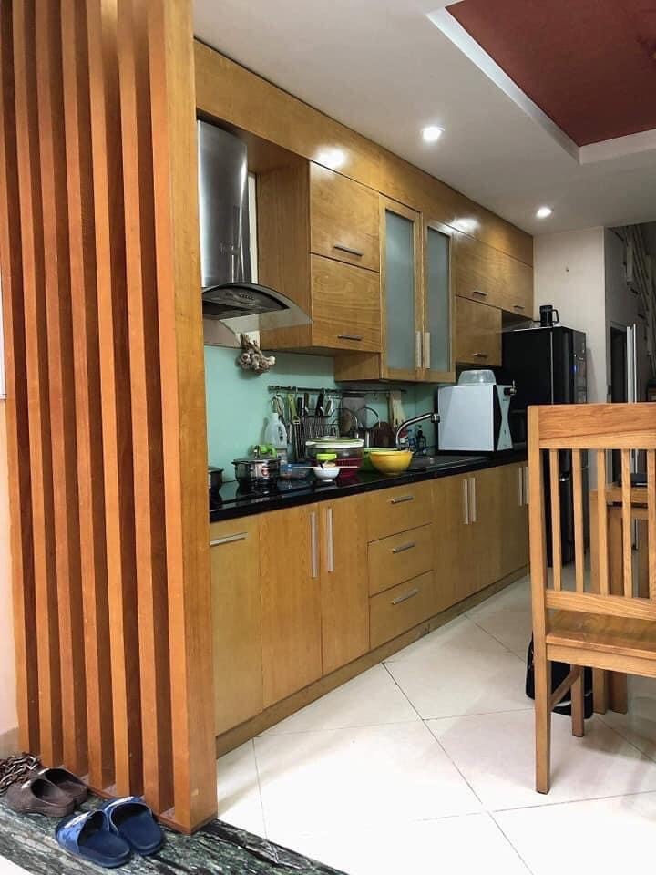 Bán nhà Ngọc Thụy Long Biên 35m x5t mt5m ô tô vào nhà chỉ nhỉnh 3 tỷ.