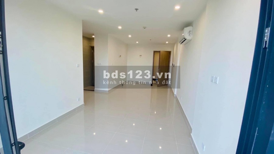 Gia Đình Tôi Cần Tiền Bán Lỗ Gấp 05 Căn Hộ Vinhome, ĐT: 0528655387 E Lan