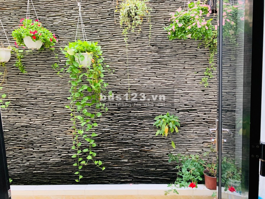 Cho thuê biệt thự mini đường Cù Lao Phú Nhuận(10x18m) có hầm 2 lầu sân thượng thoáng mát