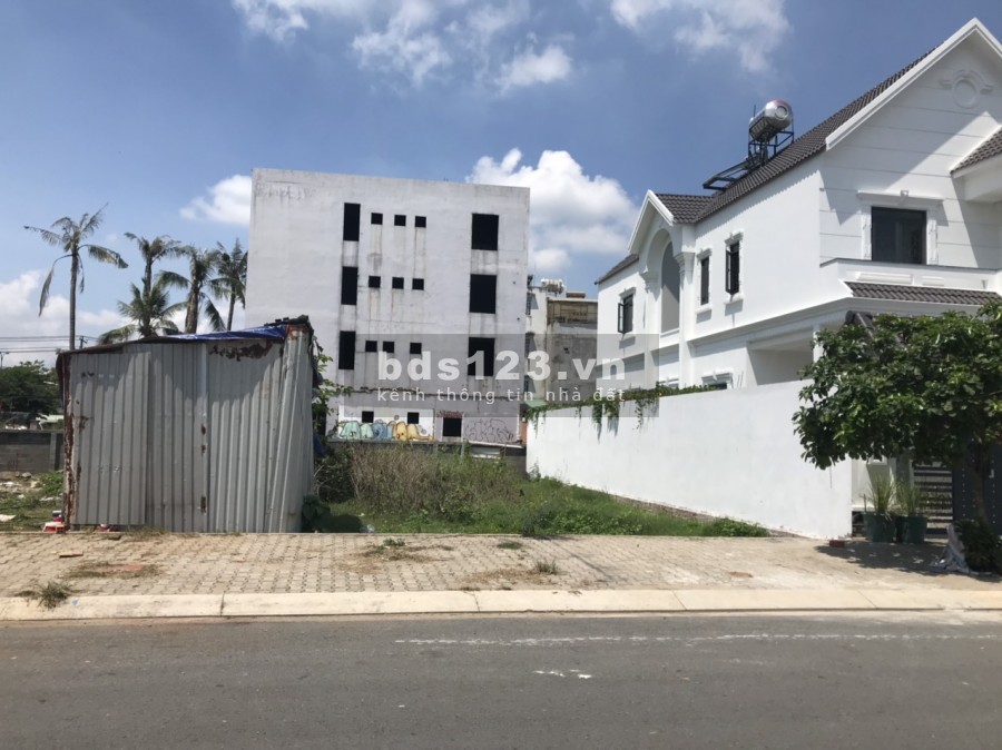 TÔI CHÍNH CHỦ CẦN BÁN 200m2 ĐẤT THỔ CƯ NẰM TRÊN MẶT TIỀN ĐƯỜNG SỐ 7 QUẬN BÌNH TÂN .TPHCM