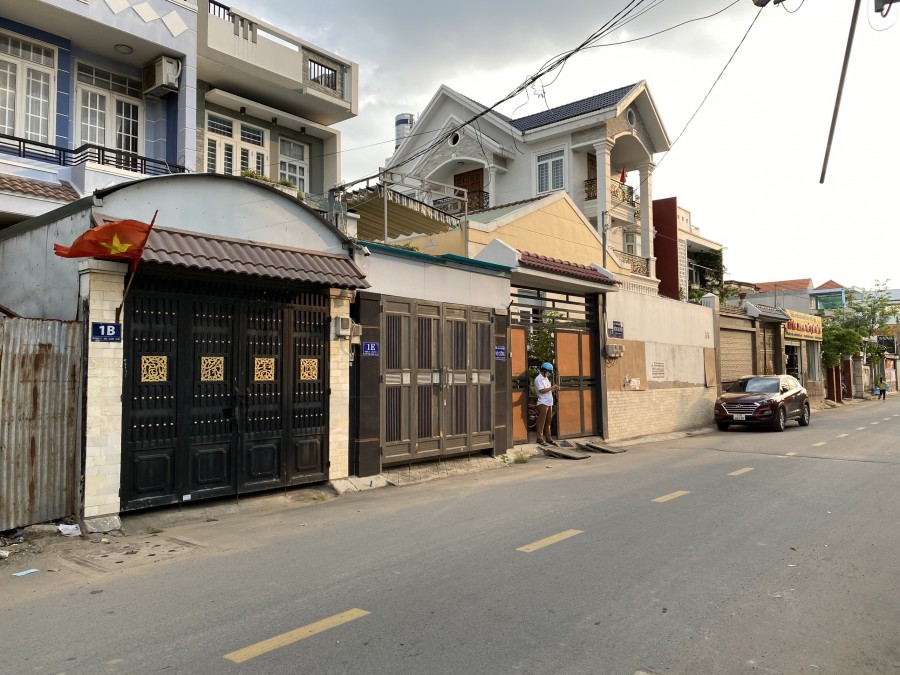 Hạ giá bán gấp nhà 70m2 mặt tiền 10m đường 17 HBP, Thủ Đức