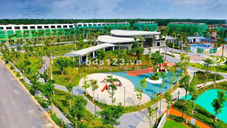 Nhà phố liền kề dự án Gem Sky Worl Long Thành, Đồng Nai, thanh toán chỉ 1 tỷ sổ sẵn chính chủ
