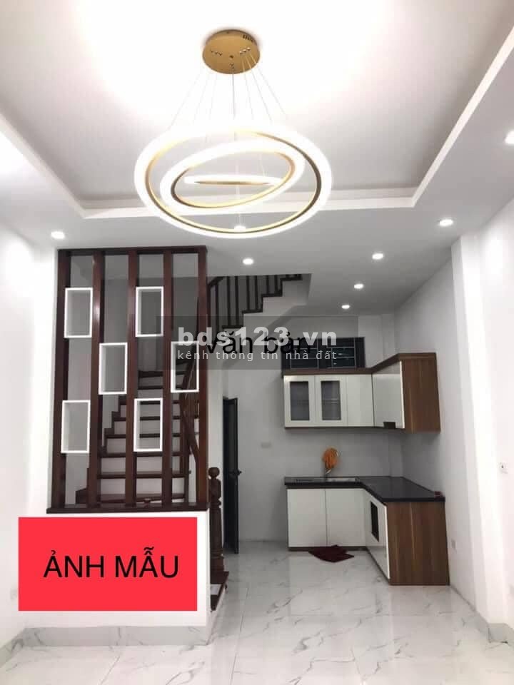 Cần bán nhà đang xây dựng chuẩn bị hoàn thiện