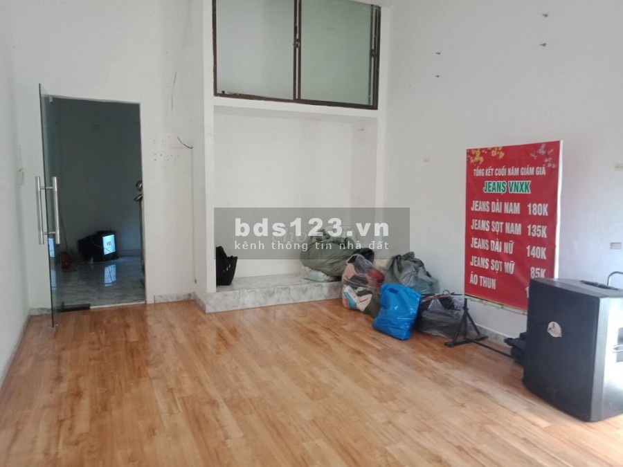 Cho thuê nhà nguyên căn MT đường Âu Cơ, Phường 14 Tân Bình - nhà xây ở nên kiên cố trệt 2 lầu sân thượng
