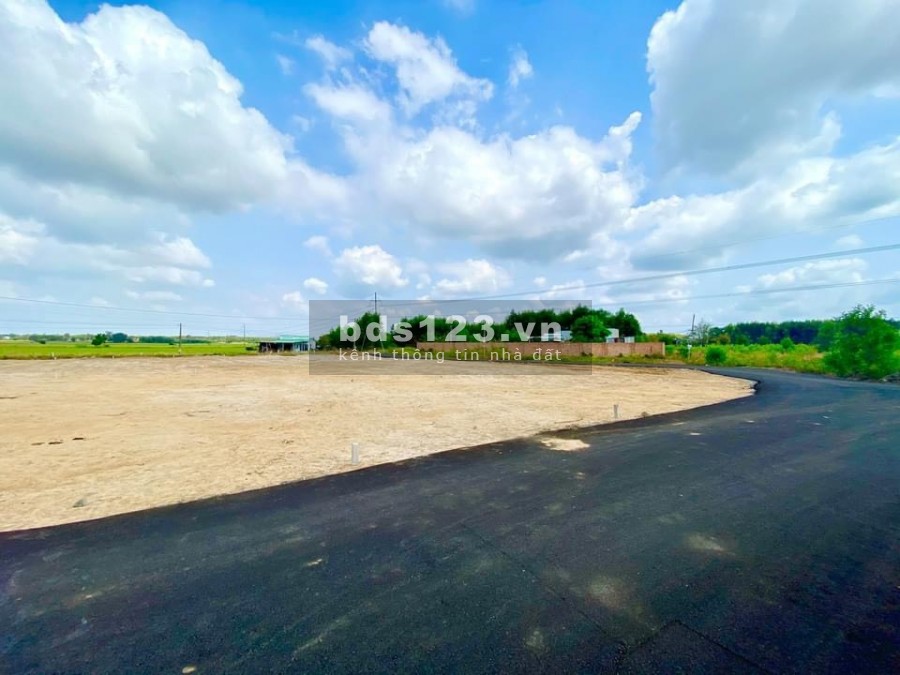 Đất Bà Rịa 600tr/nền full thổ cư, ngay UBND xã Láng Dài, Sổ Riêng, Công Chứng Ngay