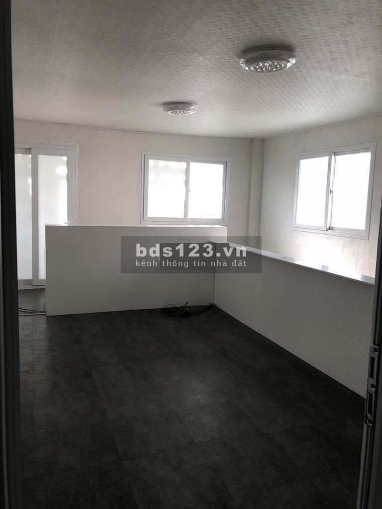 Mặt tiền QL.13 5.5x25m Trệt trống, lững, lầu làm Vp, kho,xưởng sát cổng BX Miền Đông