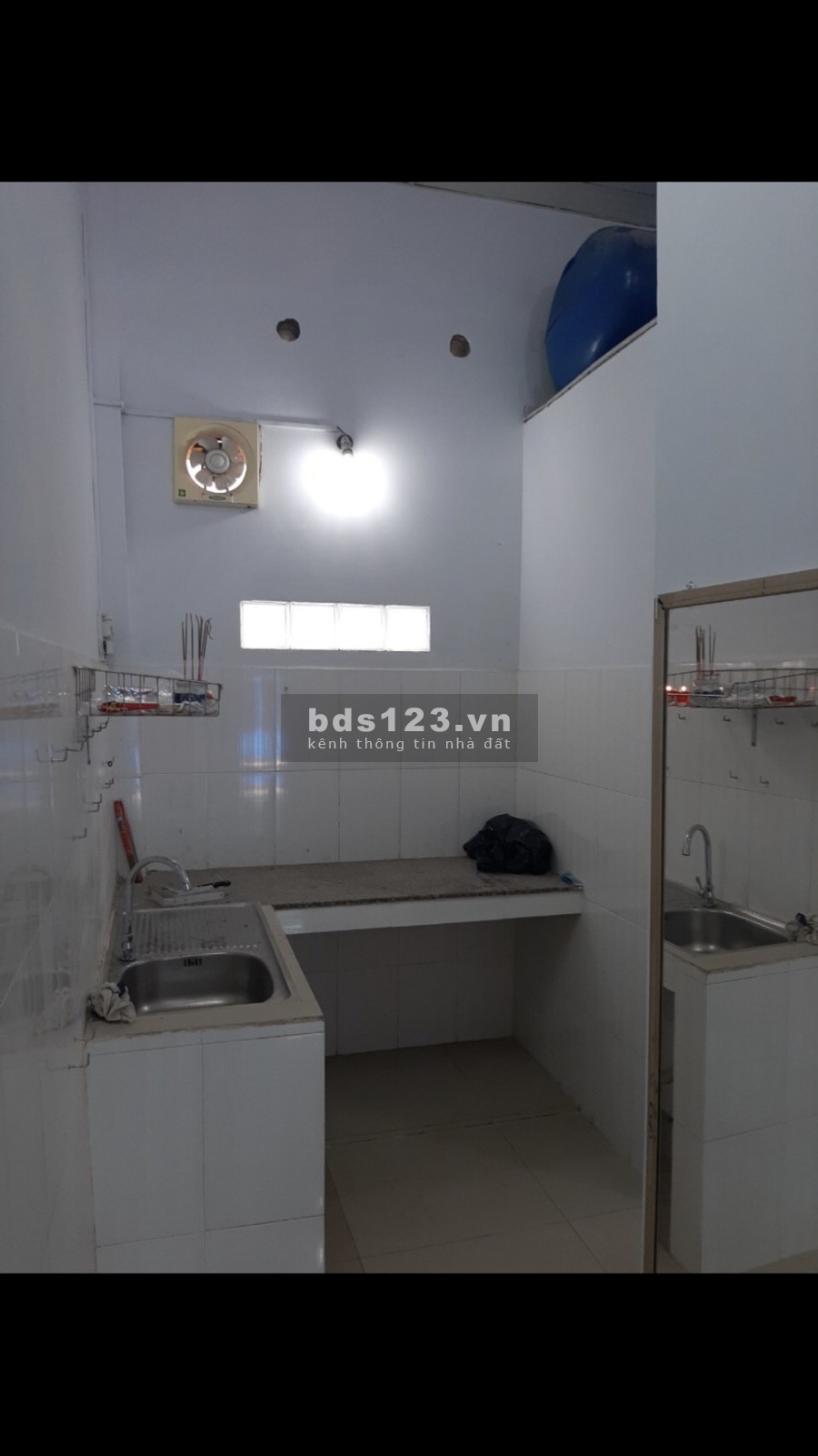 Chính chủ cho thuê giá 4,5tr/t ( thương lượng) dt 30m2, thị trấn Nhà Bè