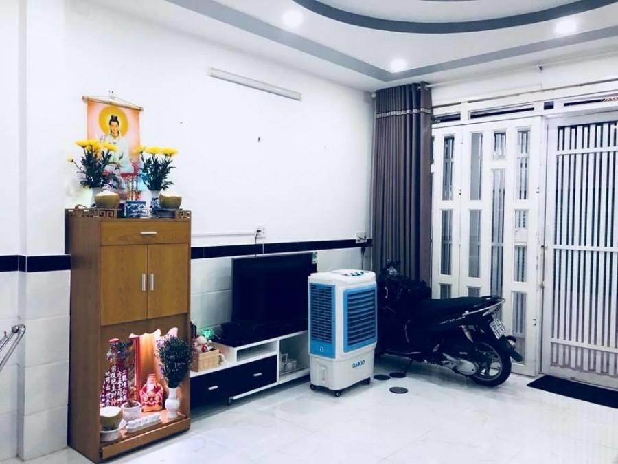 Bán nhà Thị Trấn 1 trệt 2 lấu giá 3.8 tỷ
