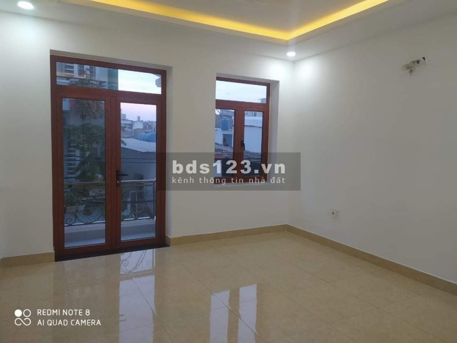Nhà mới hẻm xe hơi Quận 12 4 tầng 72m2 giá cực rẻ chỉ 4 tỷ 8