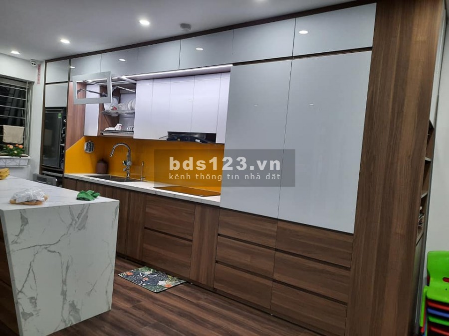 Bán nhà Mặt phố Minh Khai giá 23 tỷ, 105m2, MT 10m, KD đông đúc