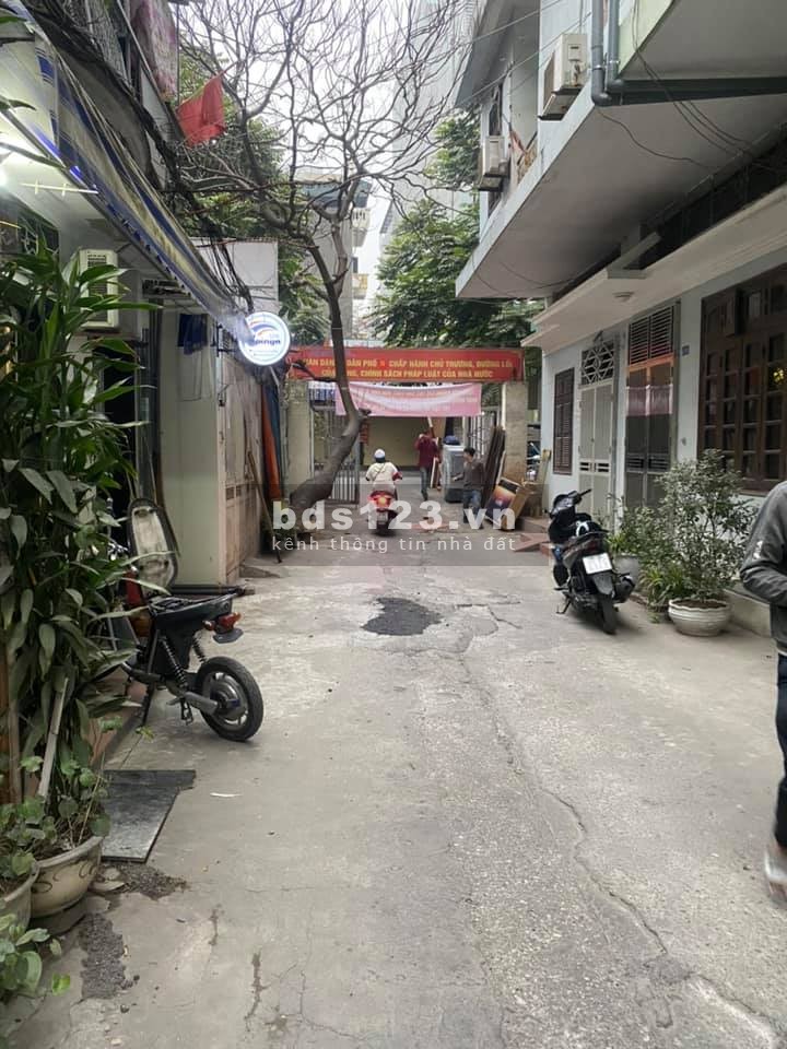 Dinh thự 3 mặt thoáng đón gió tứ phương 60m2*3 T hàng xóm Time City nhỉnh 3 tỷ