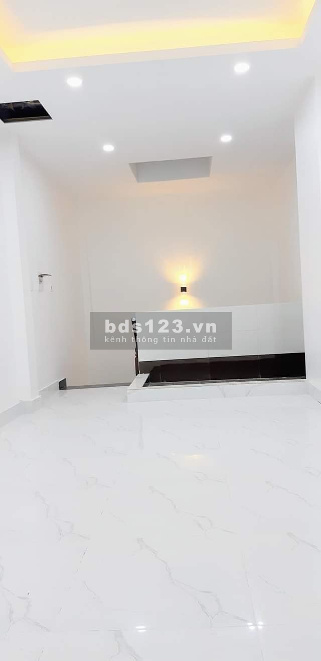 Bán gấp nhà ngõ 394 Mỹ Đình, Quận Nam Từ Liêm Ô TÔ đỗ cổng - ngõ đẹp - NHÀ MỚI.