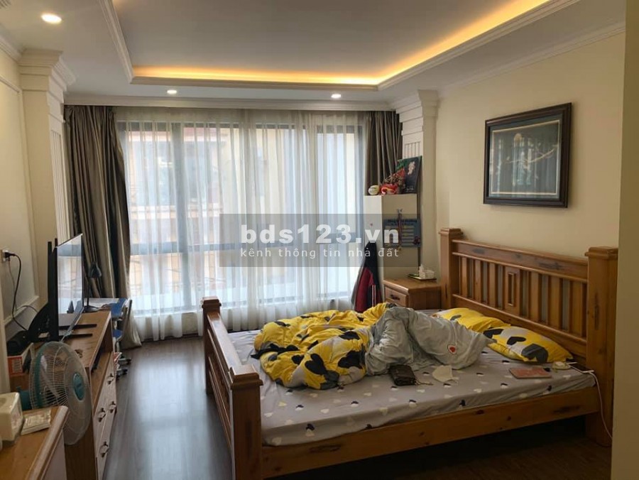 Bán nhà Nguyễn Khánh Toàn, Q.Cầu Giấy,kinh doanh, Thang máy, ô tô vào nhà LH 0966131292