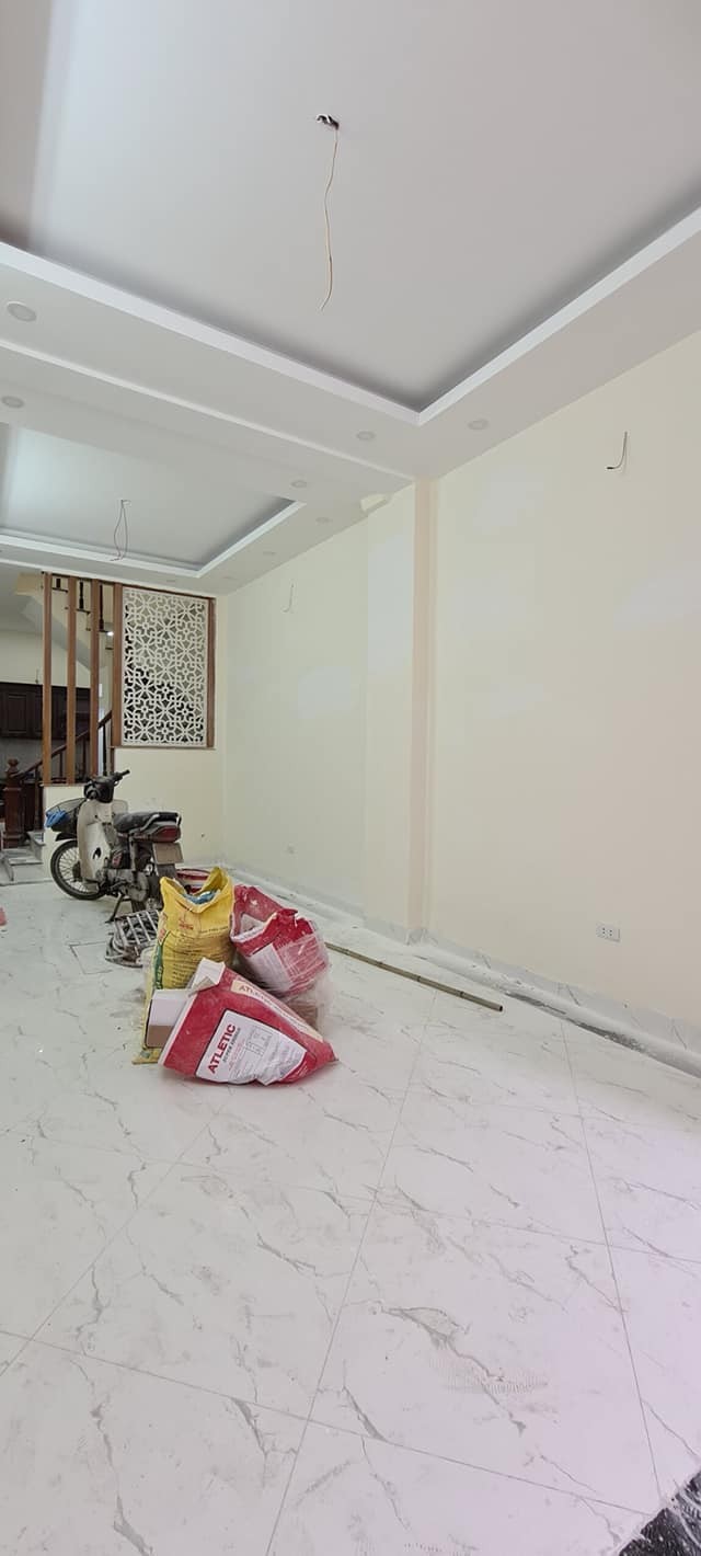 Cự Lộc Mặt Phố 4 Tầng gần 40m. Nhà Mới Siêu Nét 8 Tỷ. Bao Sang Tên