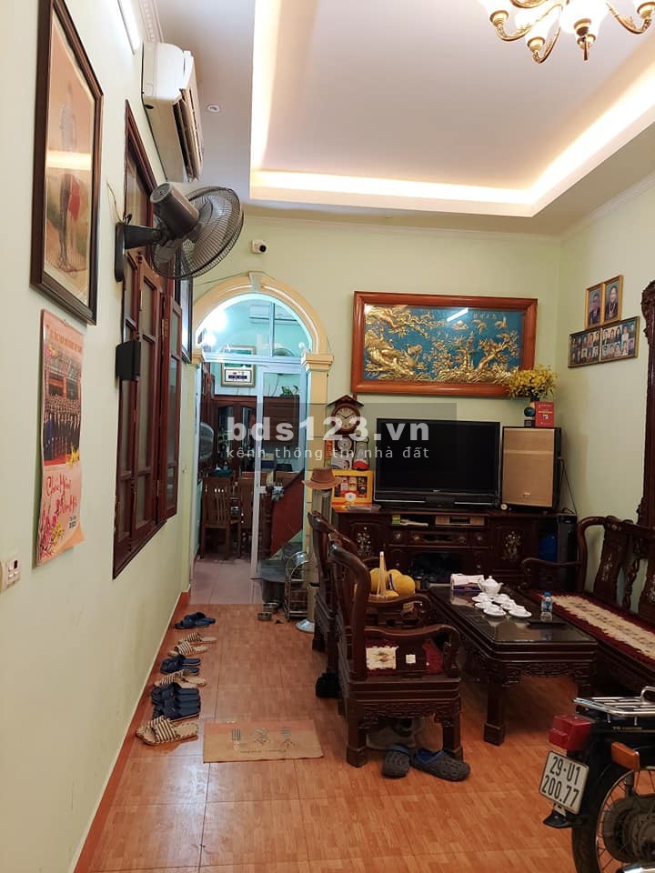 50tr/m2, Cực Hiếm, Nhà Hoàng Mai, 52m2, MT 4m, Giá chỉ 2,75 Tỷ.