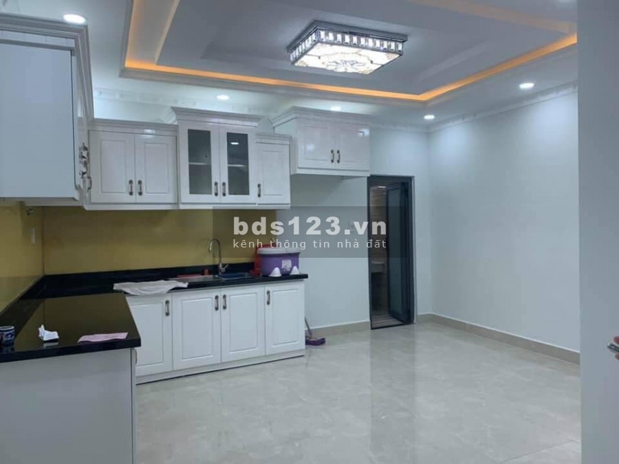 Nhà Quận 1 ngay Trung Tâm Sài Gòn _ 3 Tầng _ chỉ 2.9 tỷ