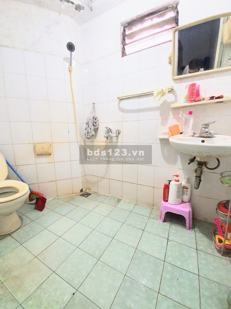 Hạ sốc 380tr nhà Minh Khai 35.2m2 5 tầng Gần Timecity Hơn 2 tỷ