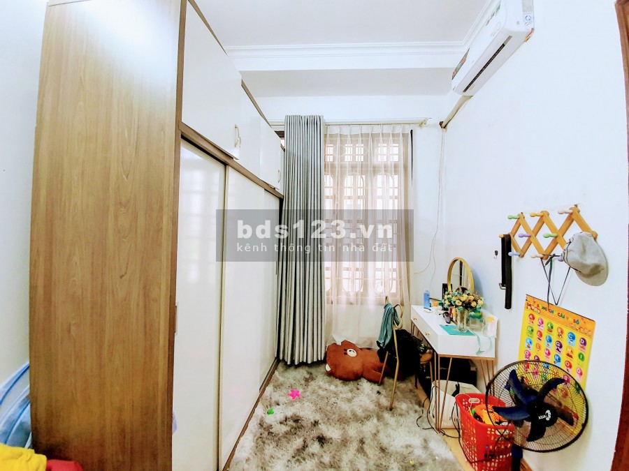 Hạ sốc 380tr nhà Minh Khai 35.2m2 5 tầng Gần Timecity Hơn 2 tỷ