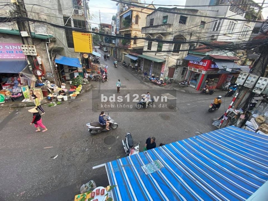 Bán nhà khu trung tâm chợ phố Ngô Gia Tự - Việt Hưng 29m2, MT 5m cho thuê ra tiền, duy nhất cực hiếm - giá sốc 4.5 tỷ