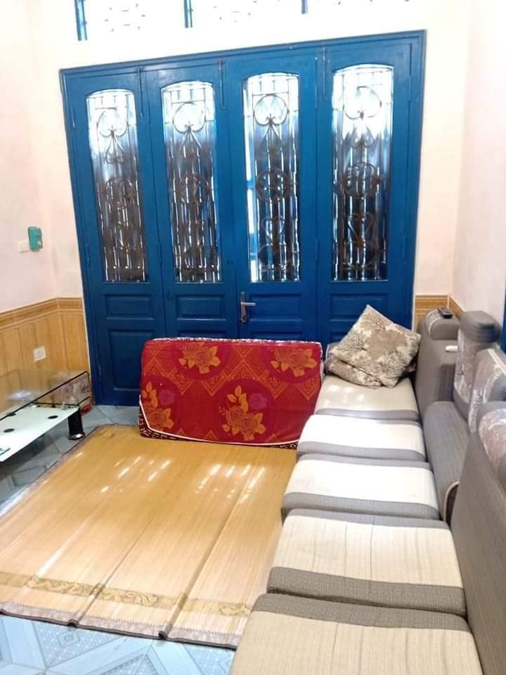 Bán Nhà Lê Trọng Tấn 70m2, Gần Phố, Ô Tô Đỗ Cừa, Khu Dân Chí Cao, Vị Trí Đẹp Mặt Tiền Rộng