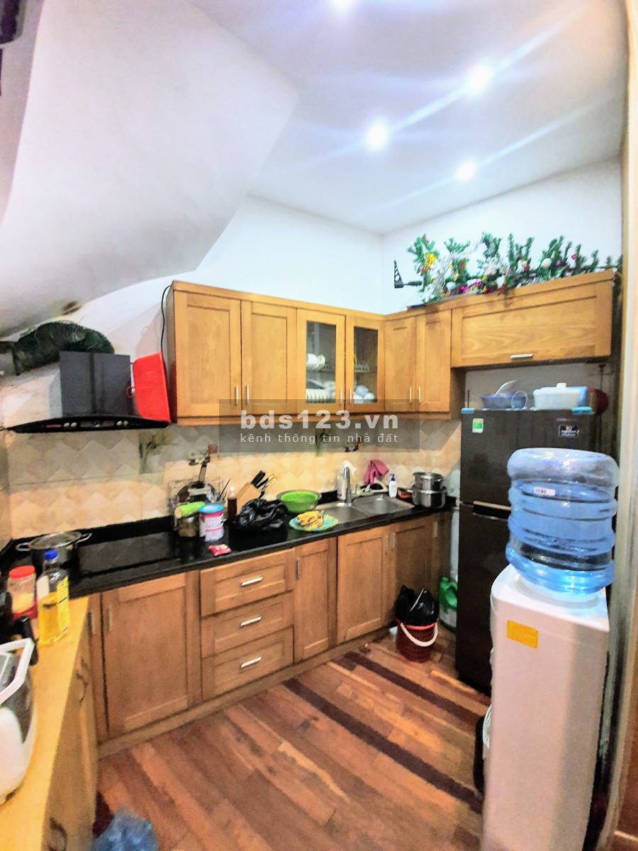 Hạ sốc 380tr nhà Minh Khai 35.2m2 5 tầng Gần Timecity Hơn 2 tỷ