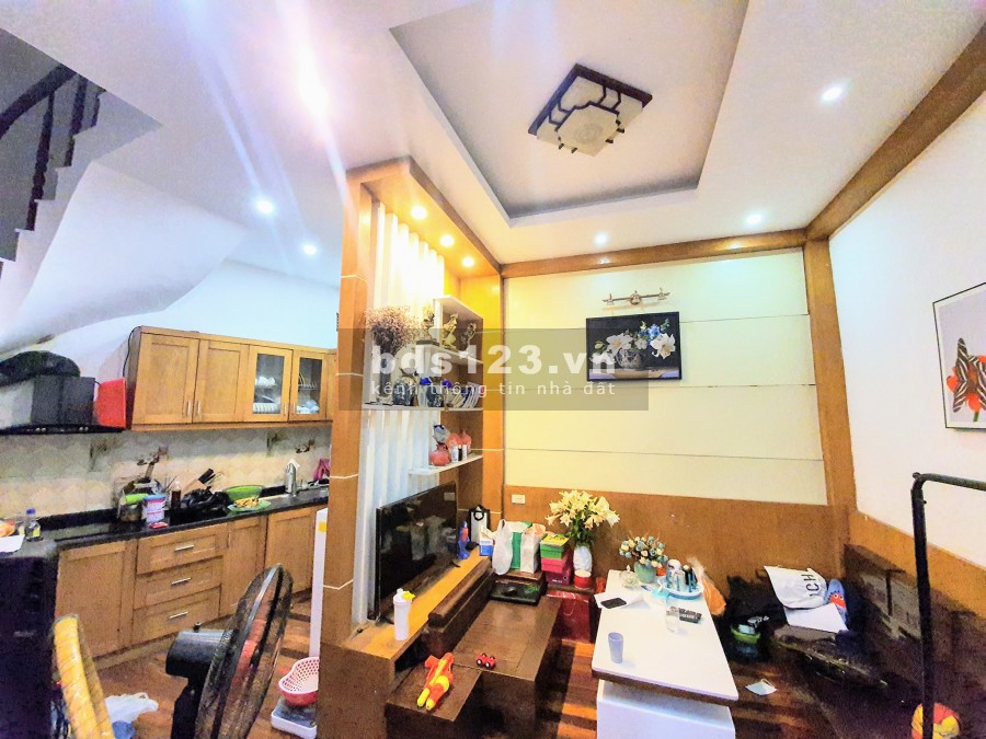Hạ sốc 380tr nhà Minh Khai 35.2m2 5 tầng Gần Timecity Hơn 2 tỷ