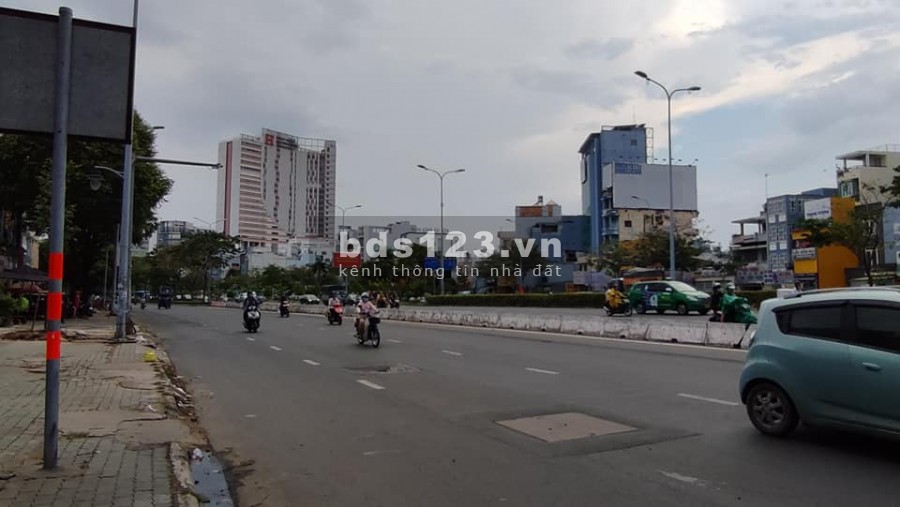 SIÊU RẺ! 90tr/m2 đất HXH 1 trục, 50m ra Điện Biên Phủ P.17 B.Thạnh 90m2(4x22) chỉ 8,5 Tỷ