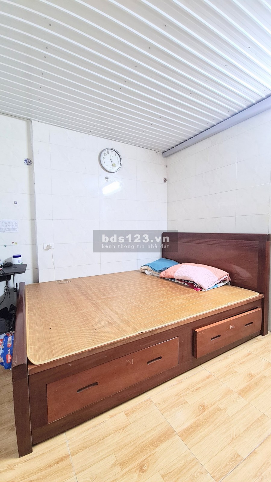 1,32 TỶ CÓ NHÀ TRUNG TÂM MAI DỊCH(CG),DT 45M2, K CÓ CĂN THỨ 2