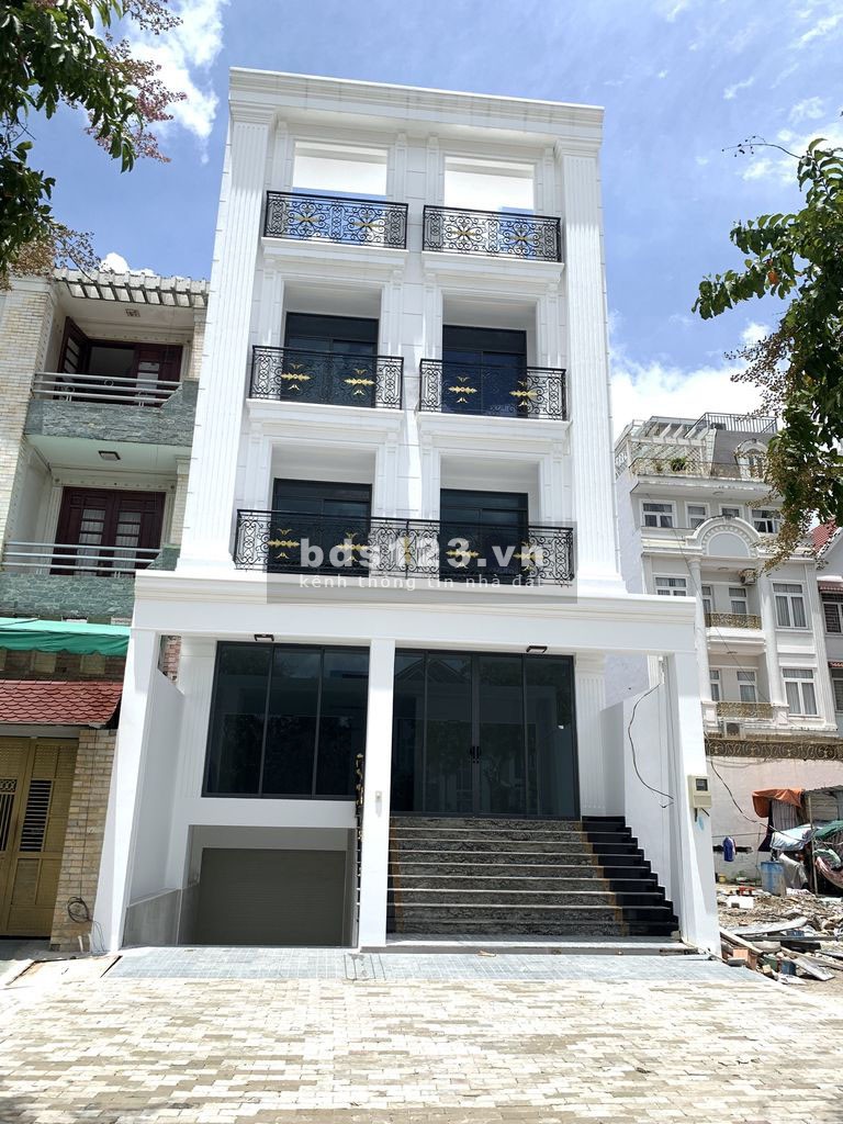 CHO THUÊ VP 700M2 HẦM 4 LẦU TRỐNG SUỐT THANG MÁY BÌNH AN QUẬN 2