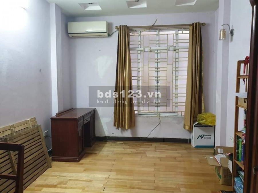Bán nhà Trần Khát Chân, Ở ngay, 10m ô tô tránh, Gần phố, tiên ích ngập tràn 1.9 tỷ